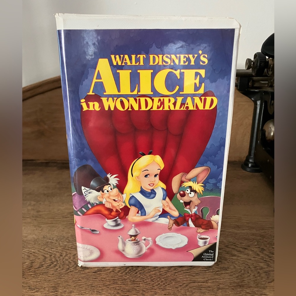 Disney's Alice in Wonderland DVD - Blue and Red Cover